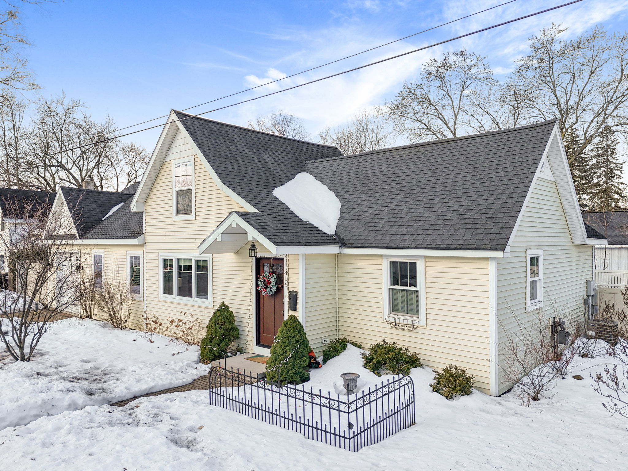 Property thumbnail image